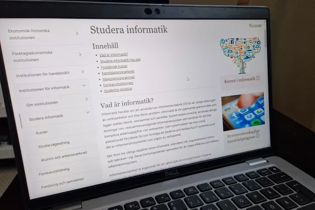 Photograph of a laptop displaying our new website (swedish version). The title says "Study informatics" (translated). 