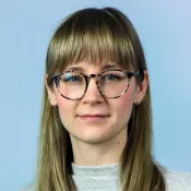  Yvette Baurne .Photo